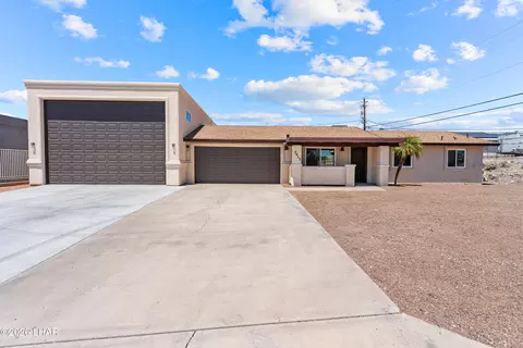 3413 N Kiowa Blvd N, Lake Havasu City, AZ 86404