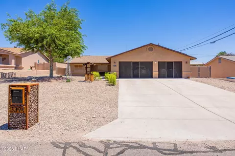 3394 Thunderbird Dr, Lake Havasu City, AZ 86406