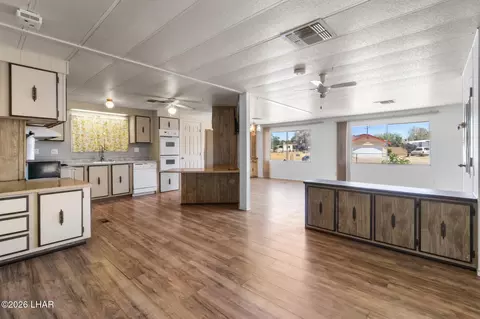 Living - 2650 E Lass Ave, Kingman, AZ 86409 photo 4 of 4