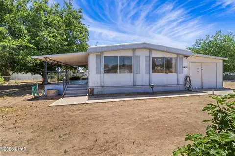 Exterior - 2650 E Lass Ave, Kingman, AZ 86409 photo 9 of 10