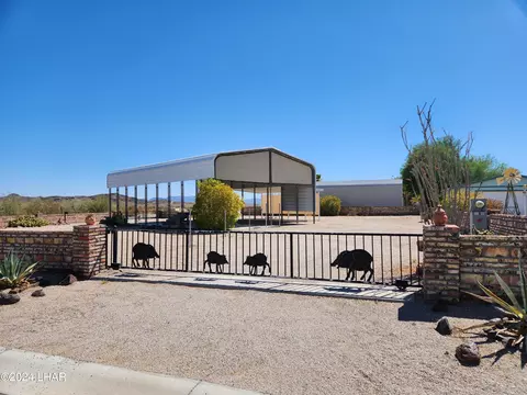 49517 Topaz Ave, Quartzsite, AZ 85346