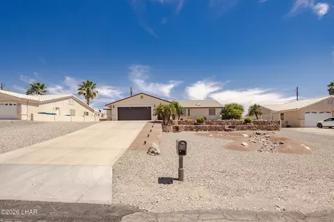 3704 Hiawatha Dr, Lake Havasu City, AZ 86404