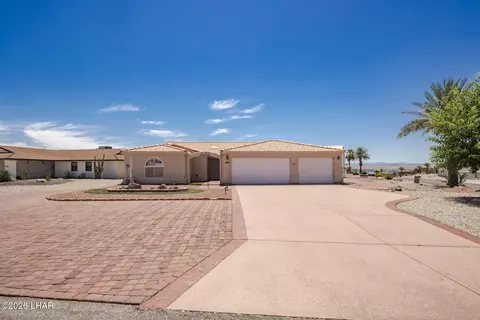 1940 Deer Run Ln, Lake Havasu City, AZ 86404