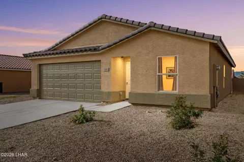 5561 S Glacier Creek Rd, Fort Mohave, AZ 86426