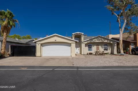 8761 Hopi Dr, Parker, AZ 85344