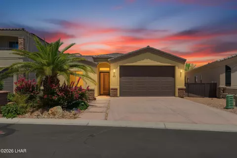 678 Grand Island Dr, Lake Havasu City, AZ 86403