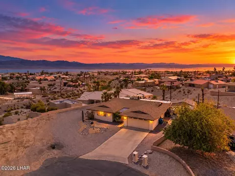 2490 Avocado Ln, Lake Havasu City, AZ 86406