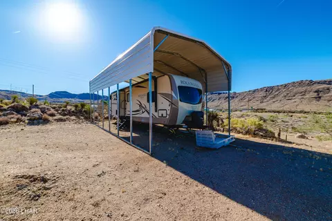 3084 W Mazatzal Dr, Golden Valley, AZ 86413