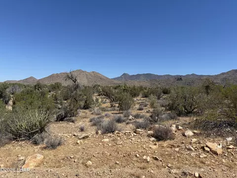 7811 E Arroyo Vista Parcel 139 Dr, Yucca, AZ 86438