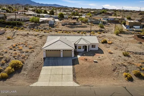 3244 Sheik Dr, Lake Havasu City, AZ 86404