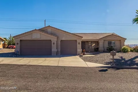 2970 Arabian Dr, Lake Havasu City, AZ 86404