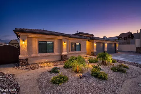 1541 Sandy Dr, Lake Havasu City, AZ 86406