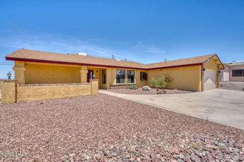 2557 Fannin Dr, Lake Havasu City, AZ 86403