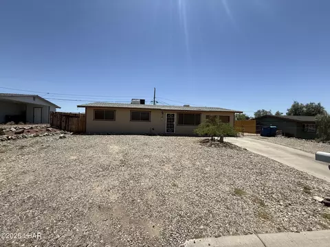 2110 Commander Dr, Lake Havasu City, AZ 86403