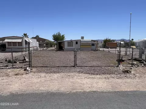 825 S Connor Ln, Quartzsite, AZ 85346