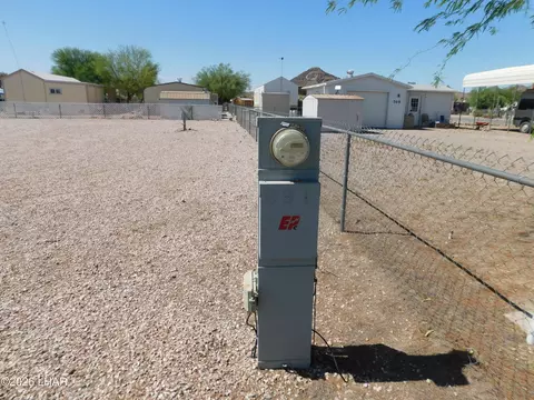 Exterior - 691 W Comanche Dr, Quartzsite, AZ 85346 photo 7 of 7
