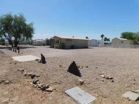Exterior - 691 W Comanche Dr, Quartzsite, AZ 85346 photo 1 of 7