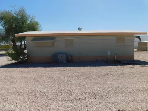 Exterior - 691 W Comanche Dr, Quartzsite, AZ 85346 photo 2 of 7