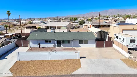 2261 Sahara Dr, Lake Havasu City, AZ 86403
