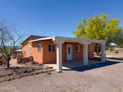 27148 Black Mountain Dr, Bouse, AZ 85325