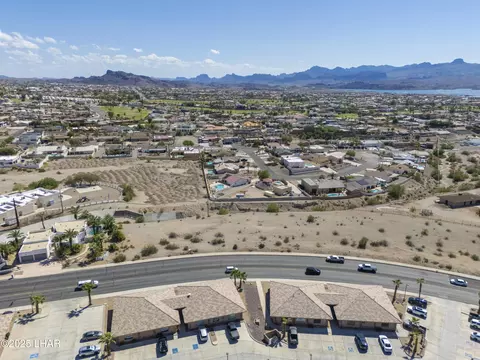 55-57 S 61 S Acoma Blvd S, Lake Havasu City, AZ 86403