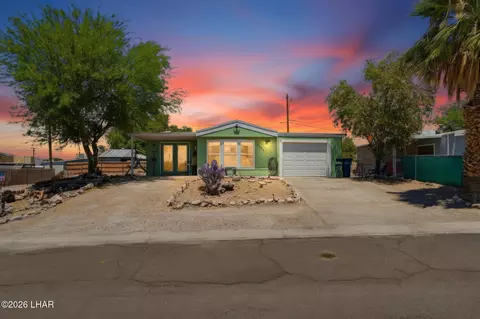 3034 Latrelle Dr, Lake Havasu City, AZ 86404