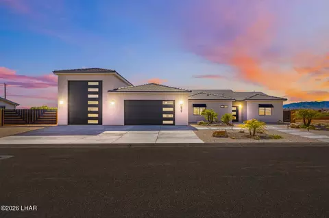 572 E Border Ln, Mohave Valley, AZ 86440