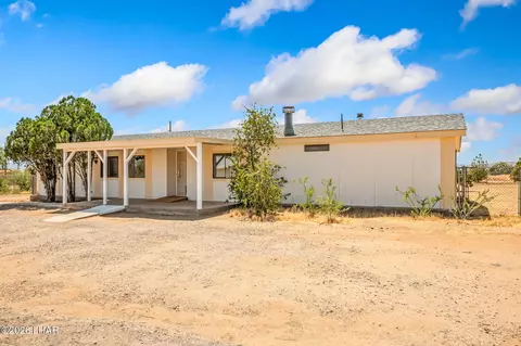3369 N Marana Rd, Golden Valley, AZ 86413