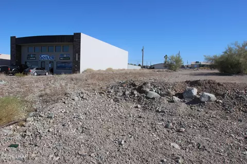 2725 N Kiowa Blvd N, Lake Havasu City, AZ 86404