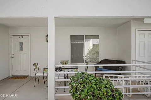 1800 Clubhouse Dr #144, Bullhead City, AZ 86442