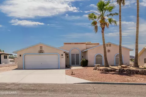 2856 War Eagle Dr, Lake Havasu City, AZ 86406