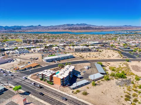 89 Acoma Blvd N, Lake Havasu City, AZ 86403