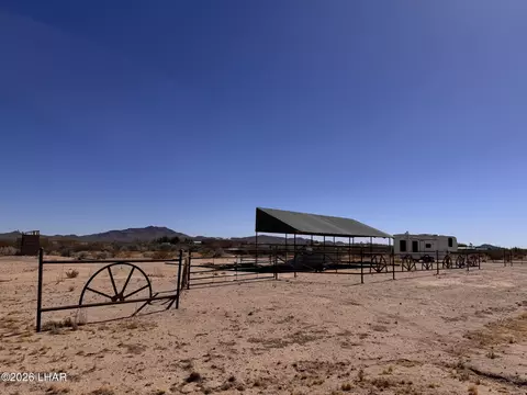 67992 65 12 St, Salome, AZ 85348