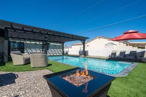 2860 War Eagle Dr, Lake Havasu City, AZ 86406