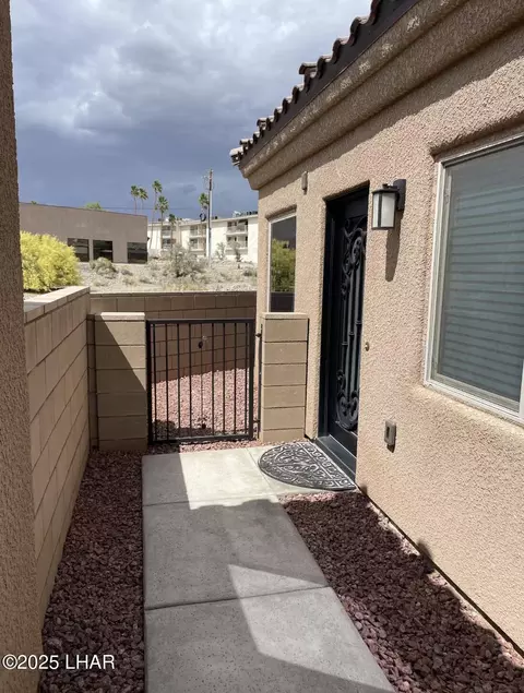 490 Lake Havasu Ave N #H, Lake Havasu City, AZ 86403