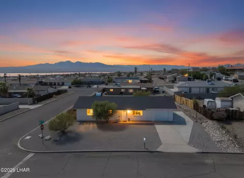 823 Chalon Dr, Lake Havasu City, AZ 86403