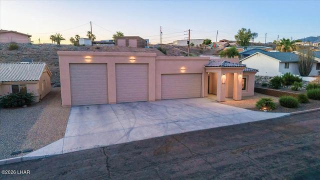 3125 Maverick Dr, Lake Havasu City, AZ 86404