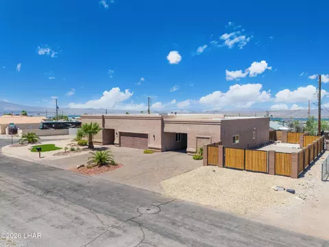1533 Pebble Dr, Lake Havasu City, AZ 86404
