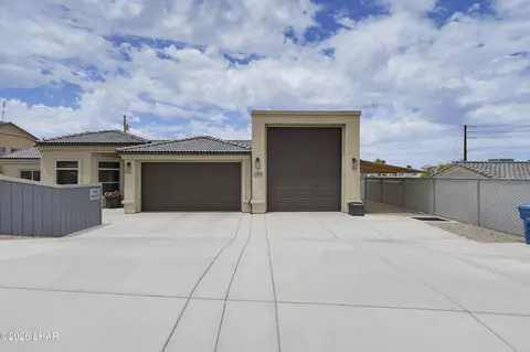 3871 Kiowa Blvd S, Lake Havasu City, AZ 86404