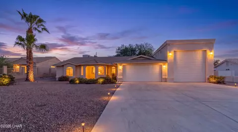 1055 Mohican Dr, Lake Havasu City, AZ 86406