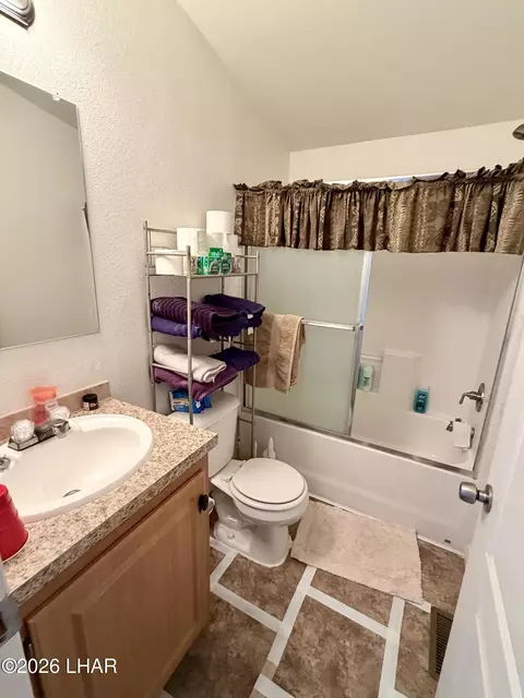 Bath - 4775 E Cove Dr, Golden Shores, AZ 86436 photo 2 of 2