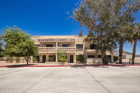 925 Genoa Dr #14, Lake Havasu City, AZ 86403