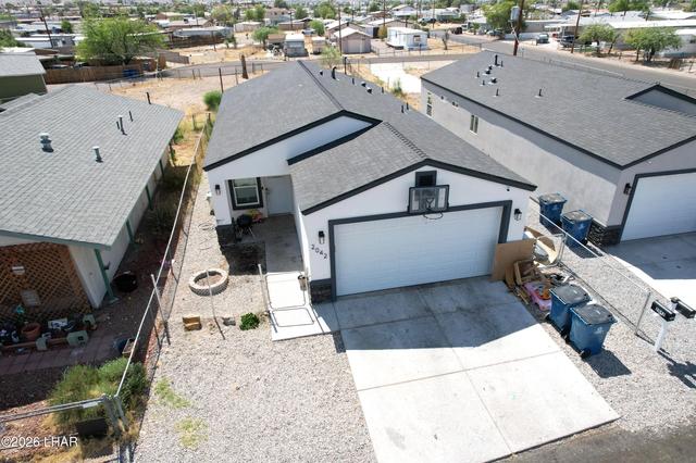 2042 Gregg Ln, Bullhead City, AZ 86442