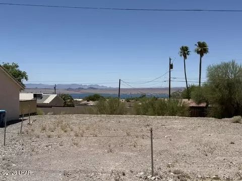 135 Nelson Ln, Lake Havasu City, AZ 86403