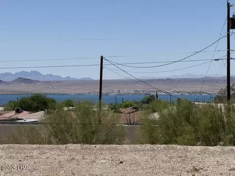 135 Nelson Ln, Lake Havasu City, AZ 86403