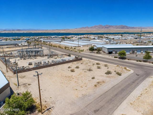2020 N Kiowa Blvd N, Lake Havasu City, AZ 86403
