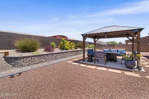6699 W Hershey Way, Golden Valley, AZ 86413