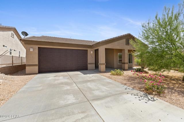 2740 Wilderness Ln, Bullhead City, AZ 86442