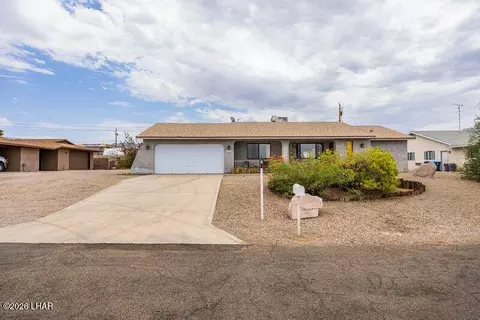 896 Deepwater Dr, Lake Havasu City, AZ 86403