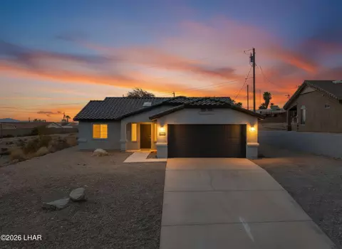 3661 Yucca Dr, Lake Havasu City, AZ 86404